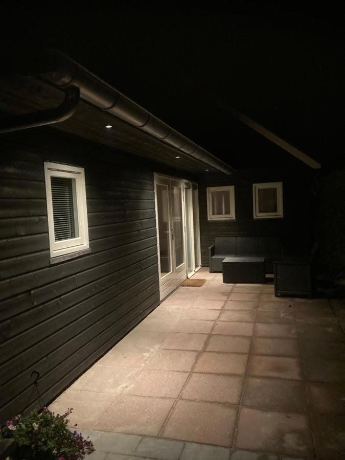 Vakantiehuis 'T Laaisterplakky Zonder Drempels Oude Bildtzijl Eksteriør billede